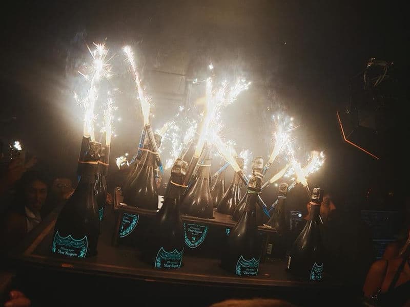 Cirque Le Soir VIP Table Price Guide