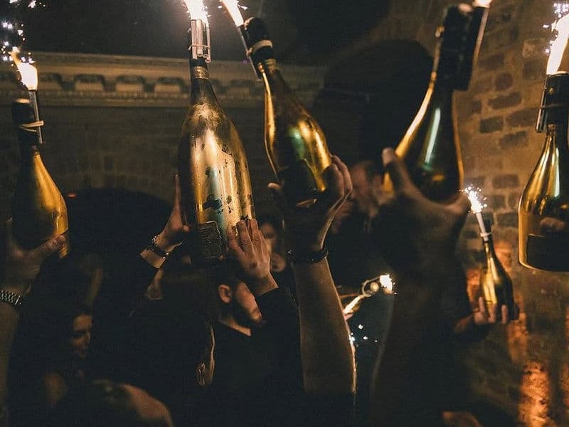 Luna Club London Guestlist on Friday: Bookings & Information